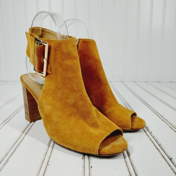 Vaneli Belle Tan Suede Block Heel Classic Open Toe Mules M157 - Picture 4 of 13